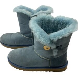 UGG Ugg Bailey Button II Blue Suede Boots Water Resistant 1000790 Sz5 Like New